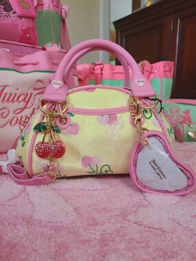Juicy Couture Bag 🍒